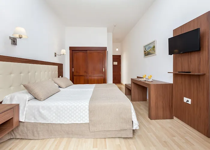 Don Manolito 3* Puerto de la Cruz (Tenerife)